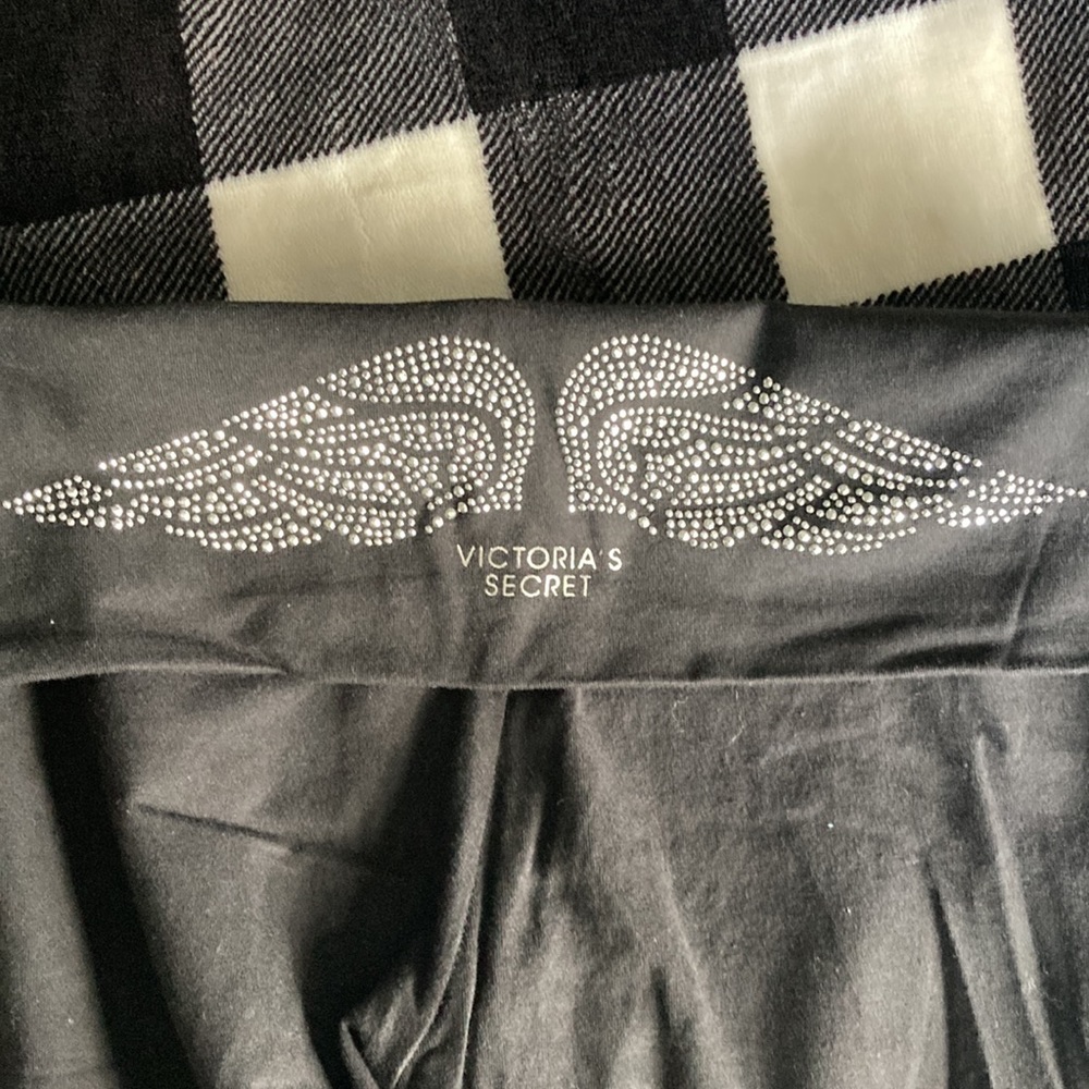 Victoria secret flare leggings!